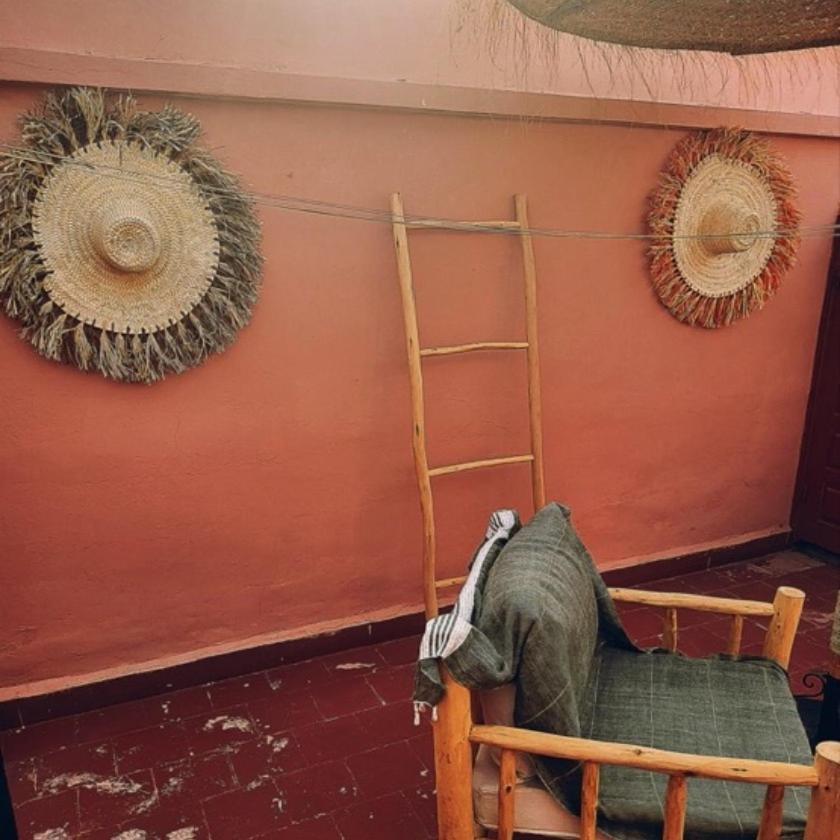 Riad Traditionnel De Charme 3 Chambres Marrakesh Exterior photo