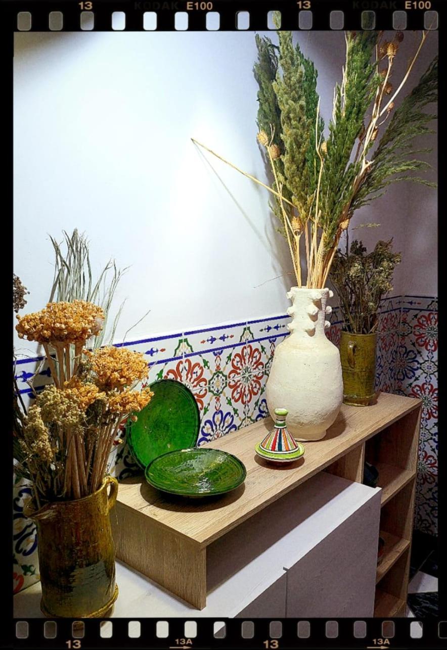 Riad Traditionnel De Charme 3 Chambres Marrakesh Exterior photo